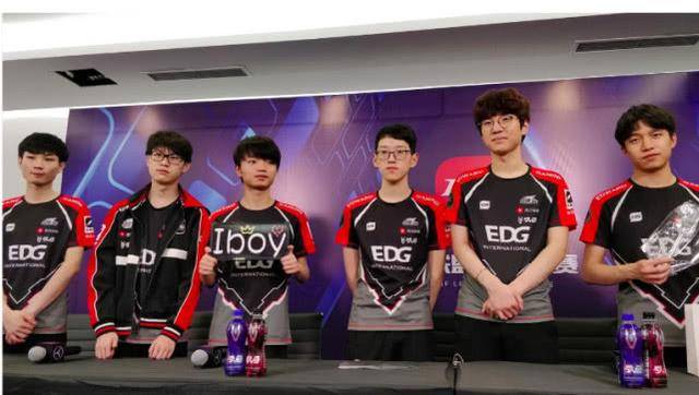 而对艾弗森 而对艾弗森