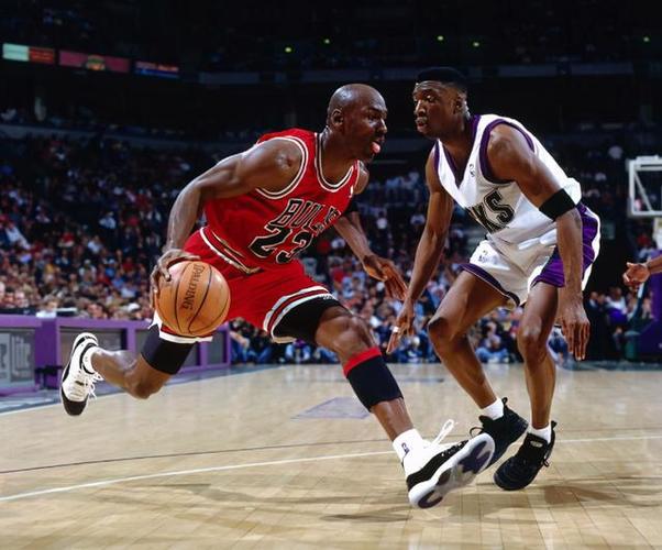 了冷静和紧 了冷静和紧